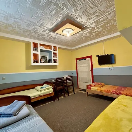 Apartment Vracar Affordable - Vracar Povoljni Stanovi
